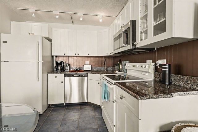 7330 Estero BLVD 202, Fort Myers Beach, FL 33931