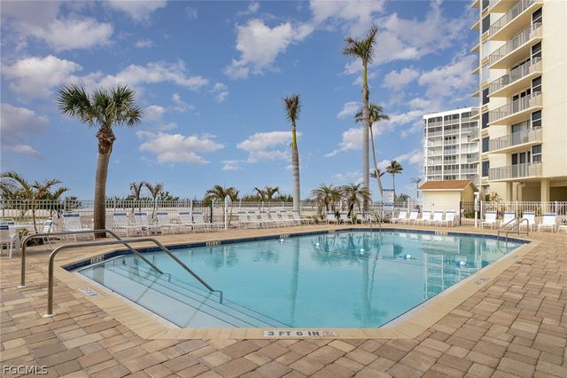 7330 Estero BLVD 202, Fort Myers Beach, FL 33931