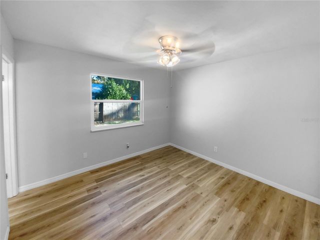 186 GRAND AVENUE, Brooksville, FL 34604