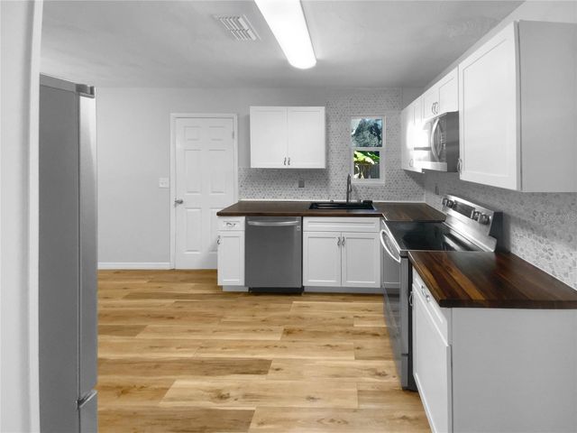 186 GRAND AVENUE, Brooksville, FL 34604