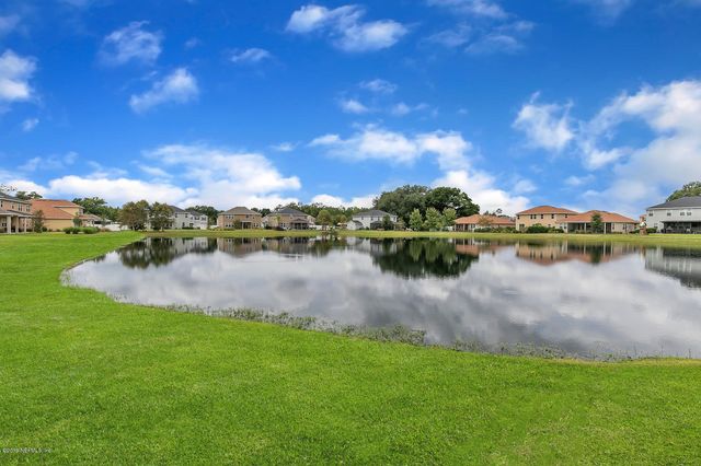 258 HERITAGE OAKS Drive, St. Johns, FL 32259