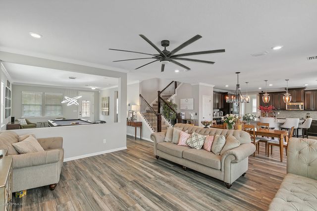 258 HERITAGE OAKS Drive, St. Johns, FL 32259