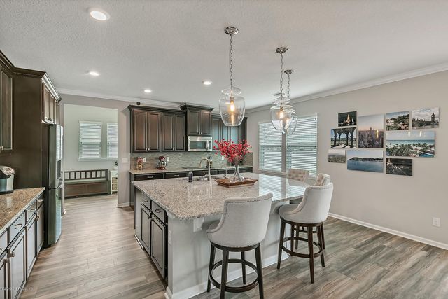 258 HERITAGE OAKS Drive, St. Johns, FL 32259