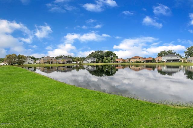 258 HERITAGE OAKS Drive, St. Johns, FL 32259