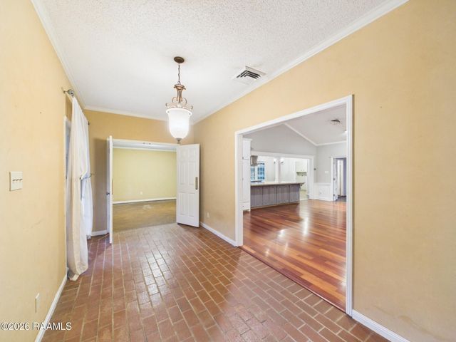127 Beau Coteau Parkway, Broussard, LA 70518