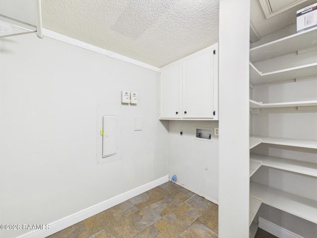 127 Beau Coteau Parkway, Broussard, LA 70518