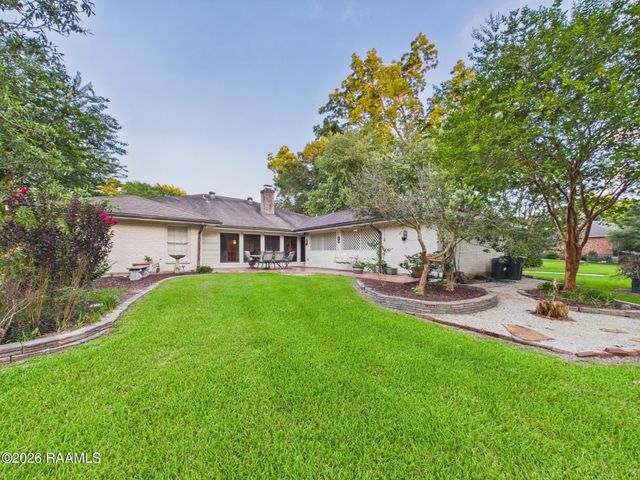 127 Beau Coteau Parkway, Broussard, LA 70518