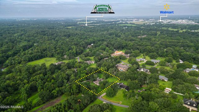 127 Beau Coteau Parkway, Broussard, LA 70518