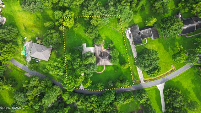 127 Beau Coteau Parkway, Broussard, LA 70518