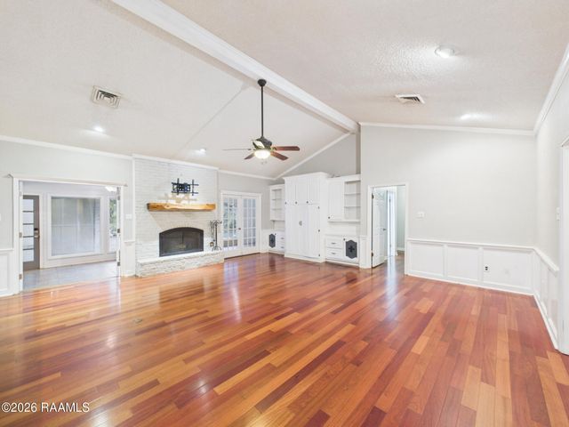 127 Beau Coteau Parkway, Broussard, LA 70518