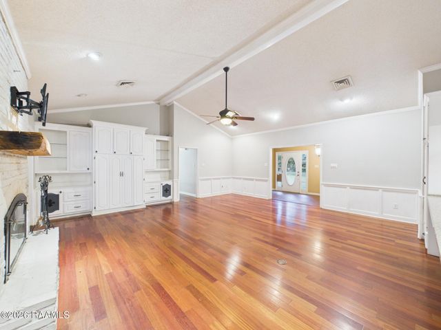 127 Beau Coteau Parkway, Broussard, LA 70518