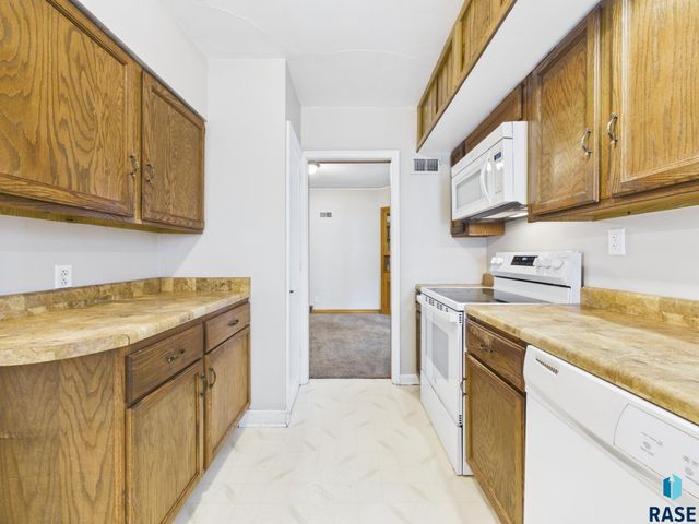 308 E 18th St Street, Sioux Falls, SD 57104