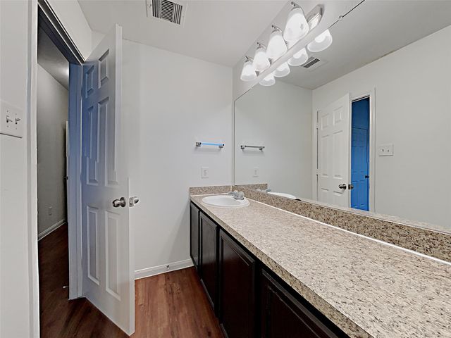 2415 Hiacintas Way, Houston, TX 77073