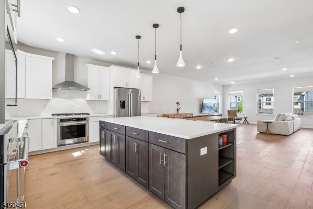1 Periwinkle Ln, Warren Twp., NJ 07059 — exterior