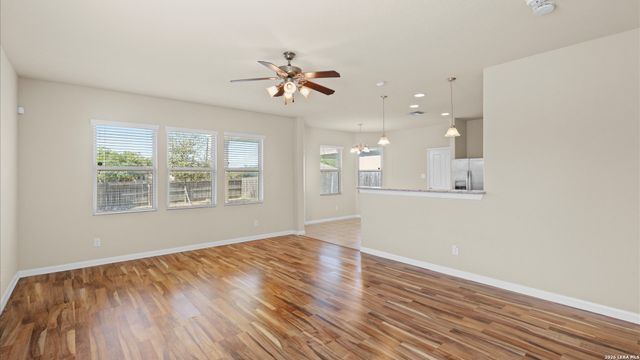 6847 FORT BND, San Antonio, TX 78223