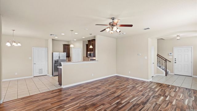6847 FORT BND, San Antonio, TX 78223