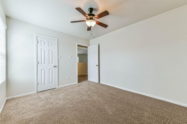 2626 Fresh Dawn Drive, Fresno, TX 77545