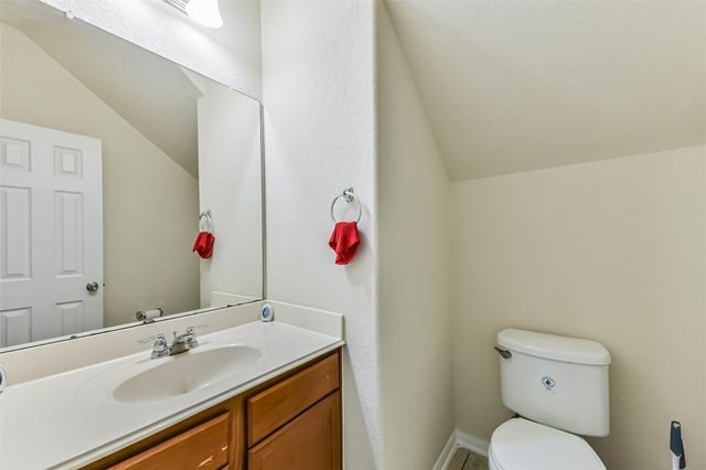 2626 Fresh Dawn Drive, Fresno, TX 77545
