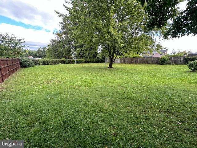 923 WERTZVILLE RD, Enola, PA 17025