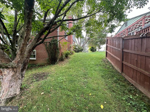 923 WERTZVILLE RD, Enola, PA 17025