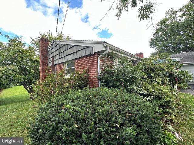 923 WERTZVILLE RD, Enola, PA 17025
