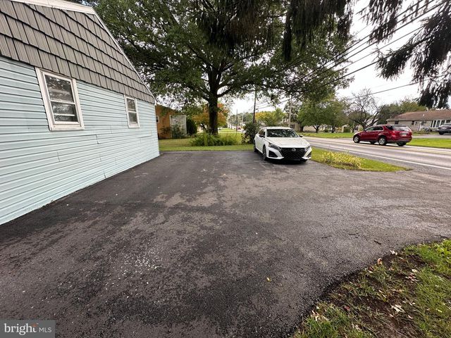 923 WERTZVILLE RD, Enola, PA 17025