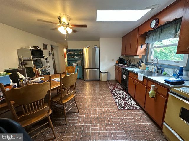 923 WERTZVILLE RD, Enola, PA 17025