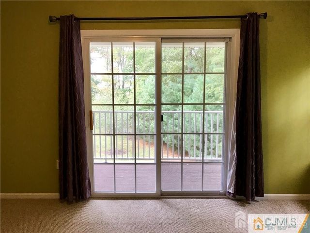 141 Forest Drive, Piscataway, NJ 08854