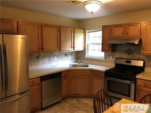 141 Forest Drive, Piscataway, NJ 08854