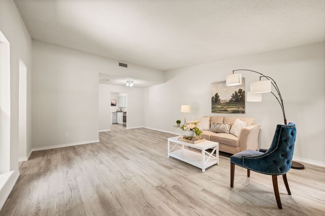 4905 Granite Shoals Avenue, Fort Worth, TX 76103