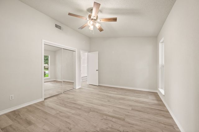 4905 Granite Shoals Avenue, Fort Worth, TX 76103