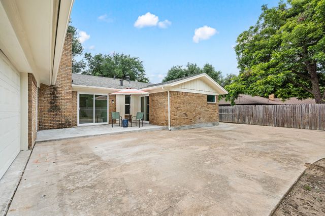 4905 Granite Shoals Avenue, Fort Worth, TX 76103