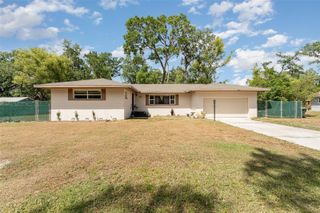 933 W QUEEN STREET, Lakeland, FL 33803