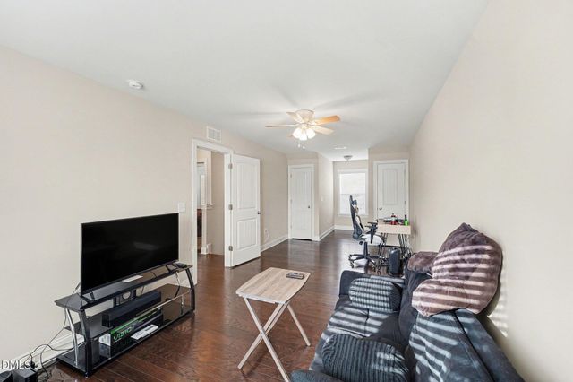 418 Lakemont Drive, Clayton, NC 27520