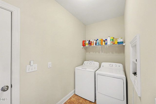 418 Lakemont Drive, Clayton, NC 27520