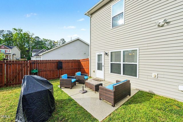 418 Lakemont Drive, Clayton, NC 27520