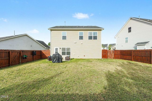 418 Lakemont Drive, Clayton, NC 27520