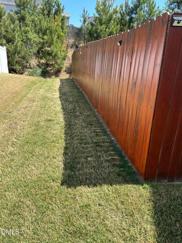 418 Lakemont Drive, Clayton, NC 27520