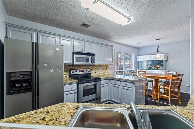 3270 Oaktree Park Drive, Lawrenceville, GA 30044