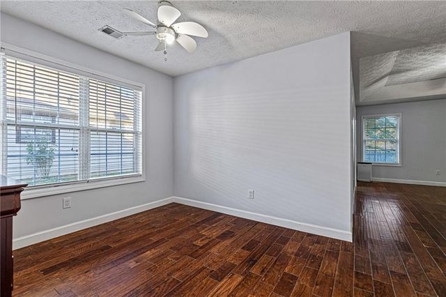 3270 Oaktree Park Drive, Lawrenceville, GA 30044