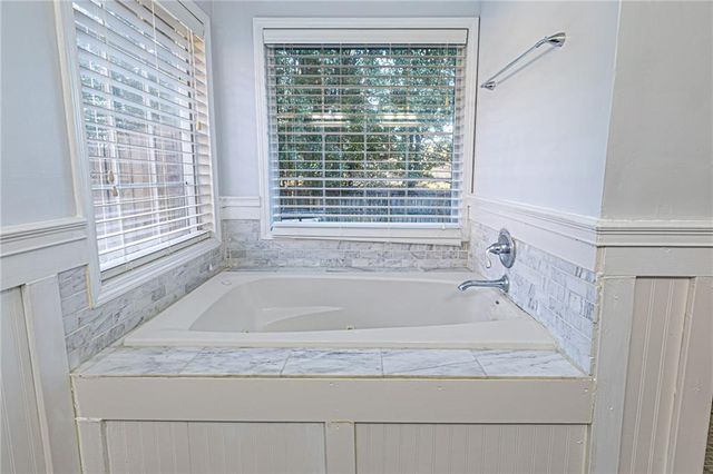 3270 Oaktree Park Drive, Lawrenceville, GA 30044