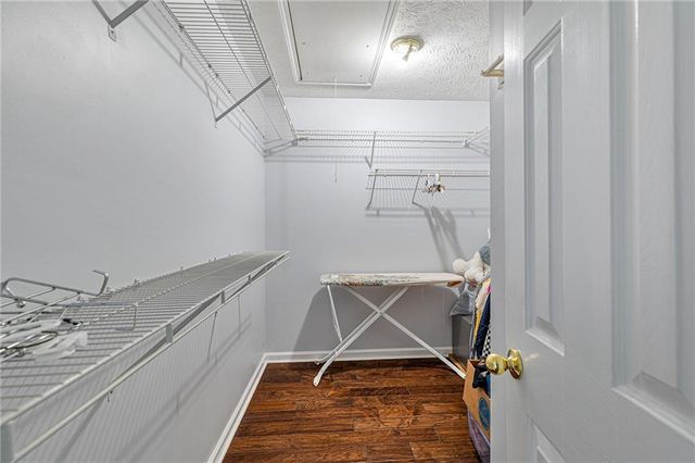 3270 Oaktree Park Drive, Lawrenceville, GA 30044