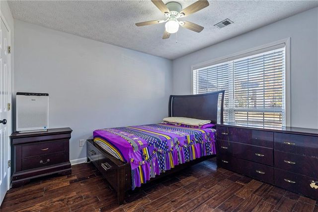 3270 Oaktree Park Drive, Lawrenceville, GA 30044