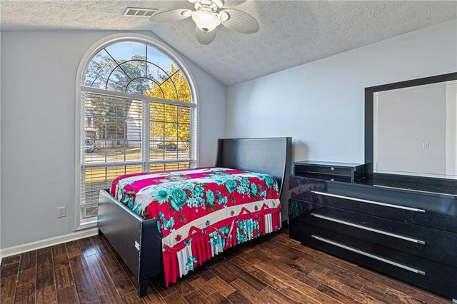 3270 Oaktree Park Drive, Lawrenceville, GA 30044