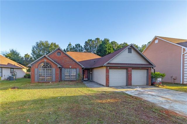 3270 Oaktree Park Drive, Lawrenceville, GA 30044