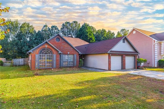 3270 Oaktree Park Drive, Lawrenceville, GA 30044