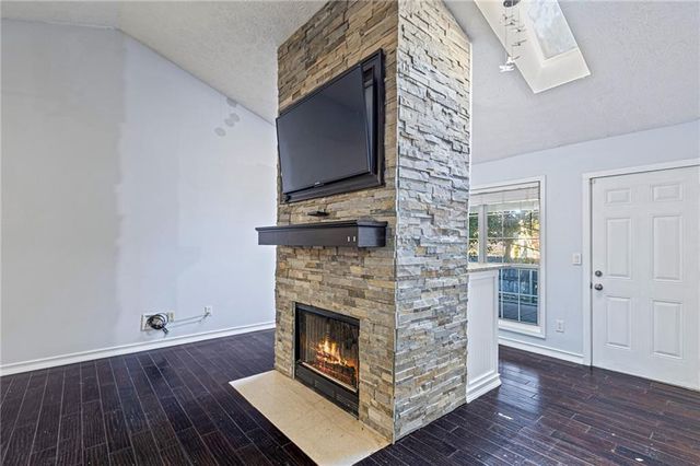 3270 Oaktree Park Drive, Lawrenceville, GA 30044