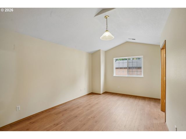 2219 Ne 137TH Ct, Vancouver, WA 98684