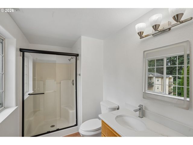 2219 Ne 137TH Ct, Vancouver, WA 98684