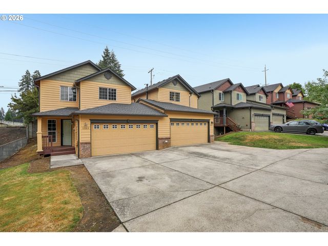 2219 Ne 137TH Ct, Vancouver, WA 98684